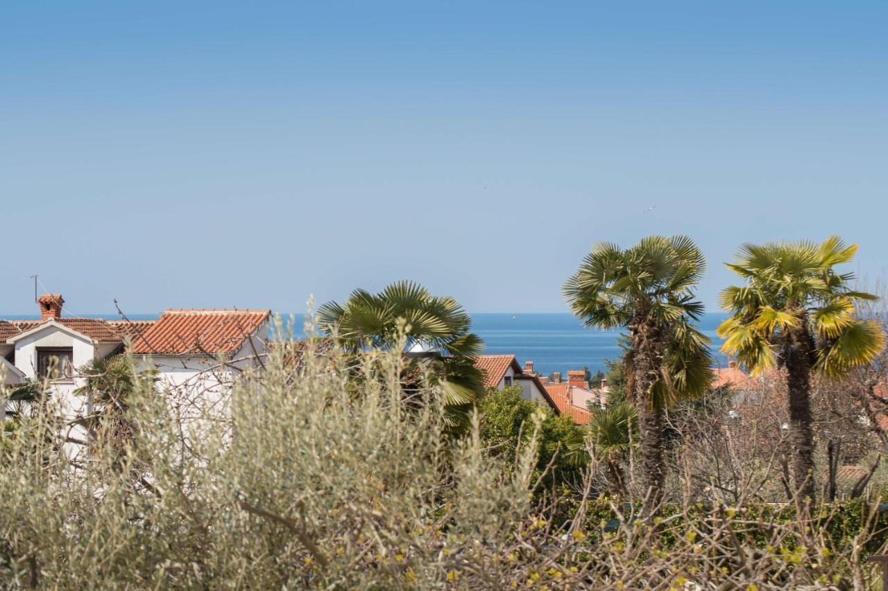 Apartment Motovunska 39 Porec Bagian luar foto