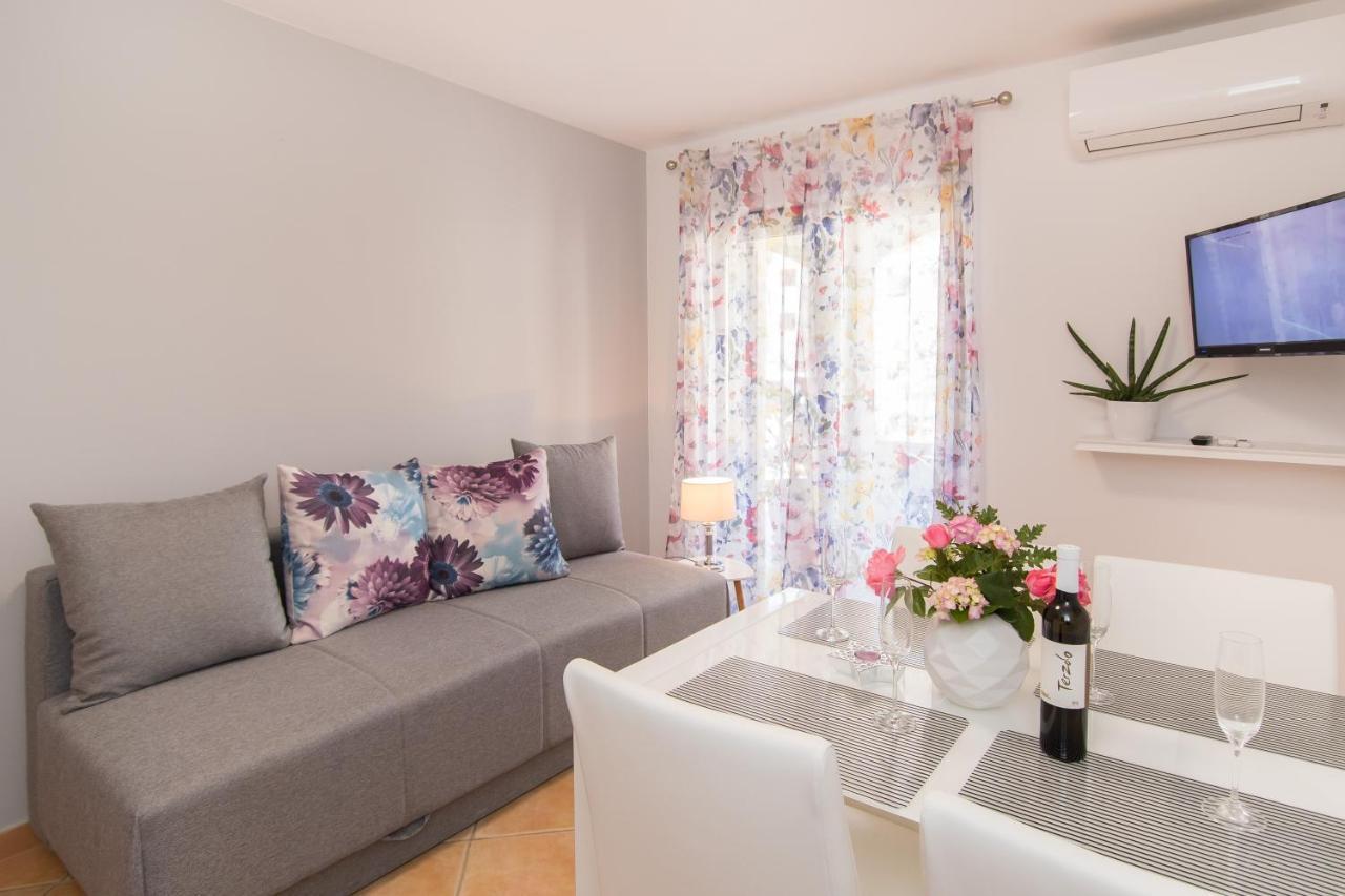 Apartment Motovunska 39 Porec Bagian luar foto