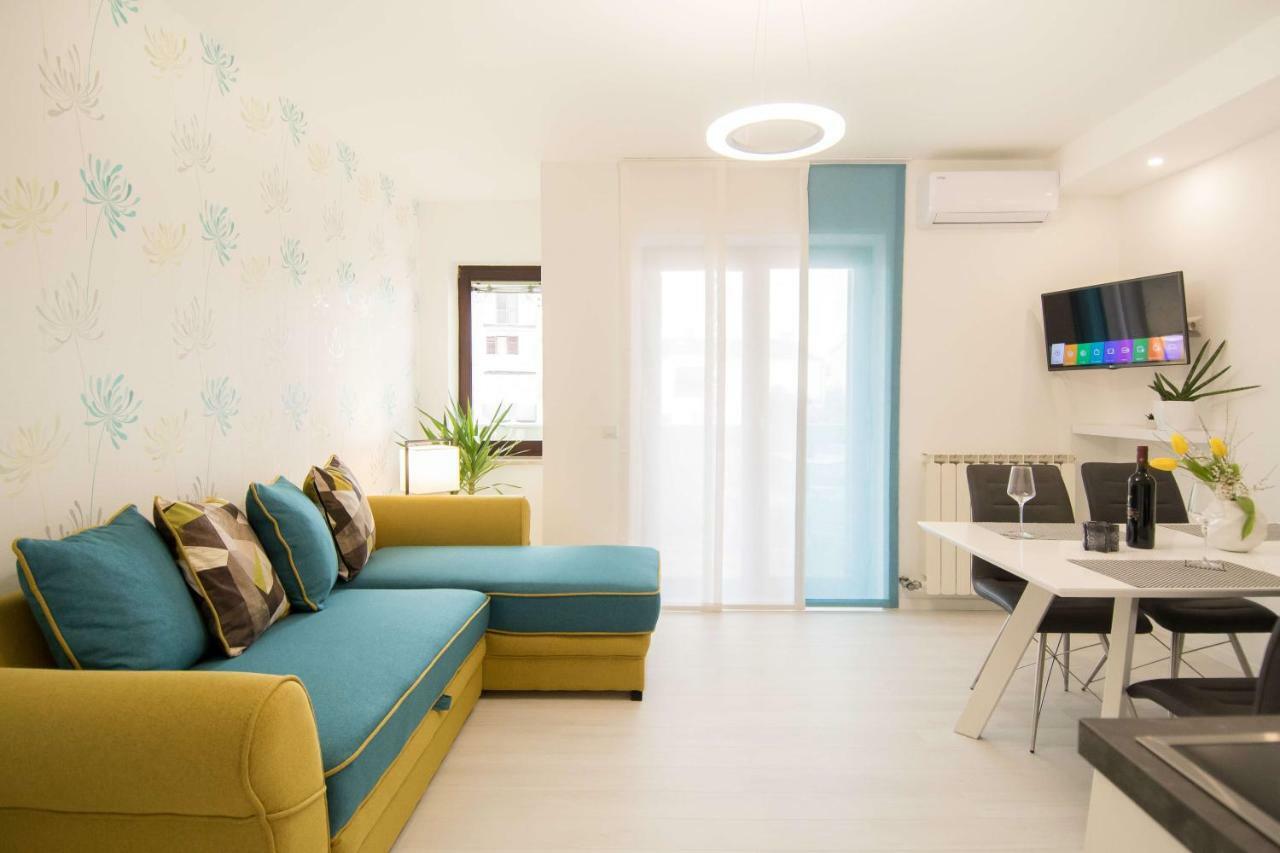 Apartment Motovunska 39 Porec Bagian luar foto