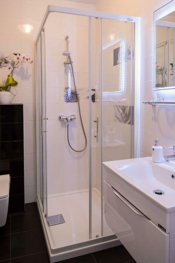 Apartment Motovunska 39 Porec Bagian luar foto